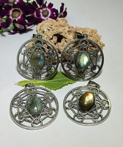 surya tienda holistica - envios a domicilio - tienda online holistica - oraculos - piedras - rituales - etc