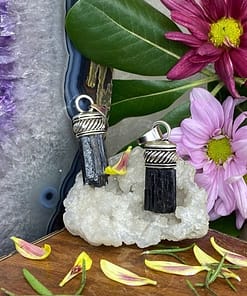 surya tienda holistica - envios a domicilio - tienda online holistica - oraculos - piedras - rituales - etc