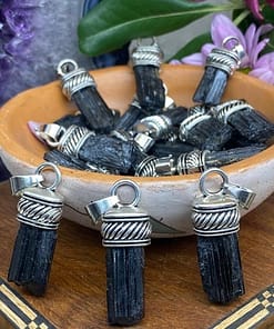 surya tienda holistica - envios a domicilio - tienda online holistica - oraculos - piedras - rituales - etc