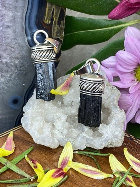 surya tienda holistica - envios a domicilio - tienda online holistica - oraculos - piedras - rituales - etc