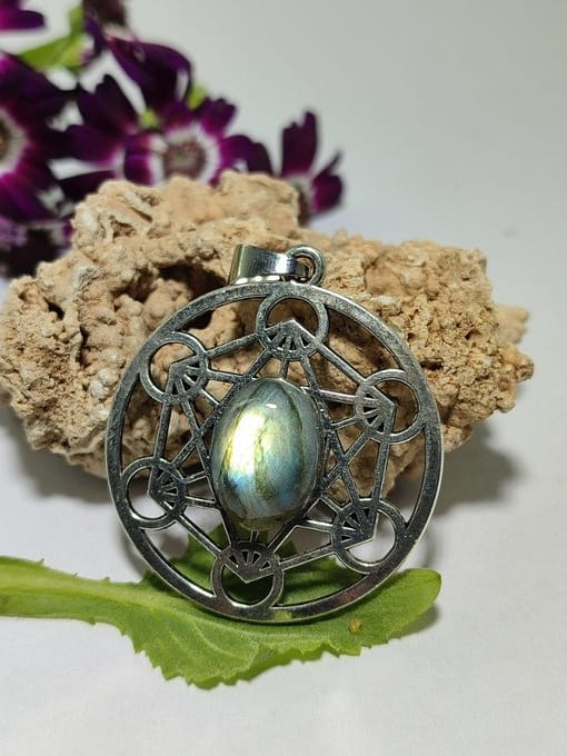 surya tienda holistica - envios a domicilio - tienda online holistica - oraculos - piedras - rituales - etc