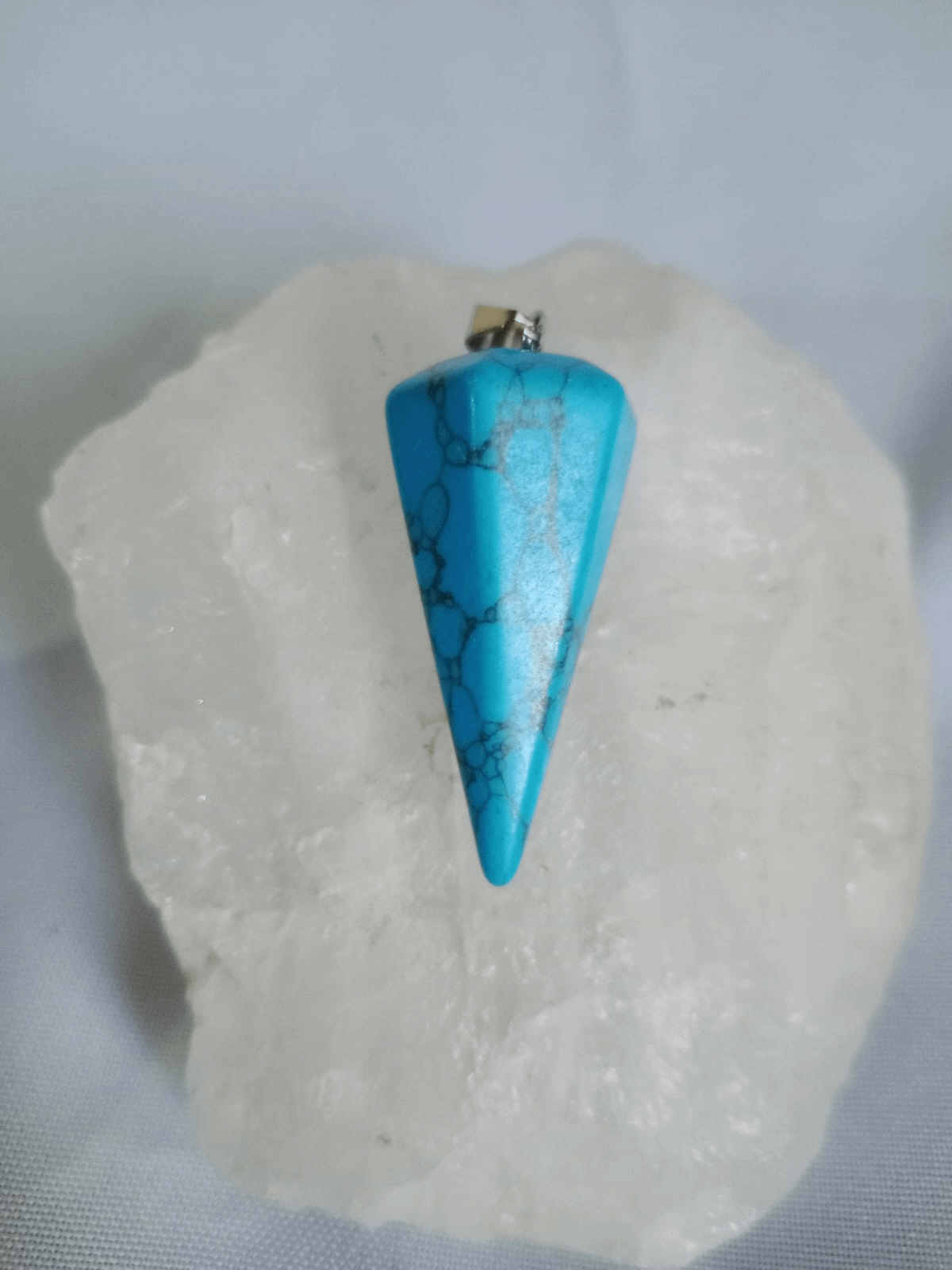Surya Tienda Holistica - www.suryatiendaholistica.com.ar - Dije Péndulo Turquesa reconstituida
